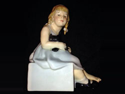 Pussy HN18 - Designer: F C Stone, Issued: 1913-1938, Extremely Rare.